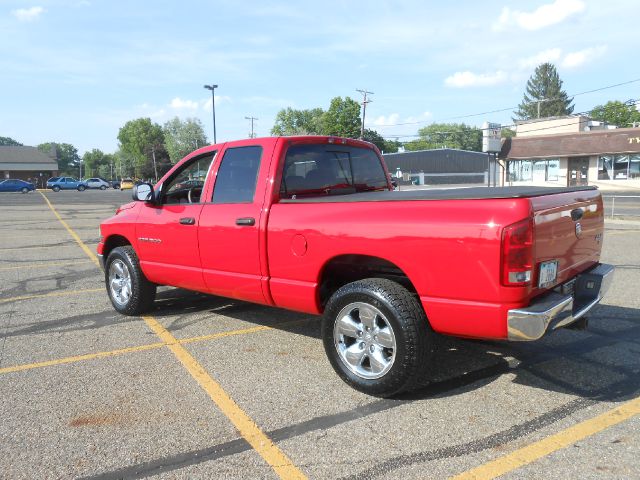 Dodge Ram 1500 Ext WT Pickup Truck