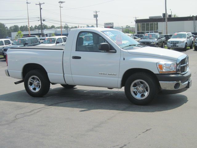 Dodge Ram 1500 2006 photo 2