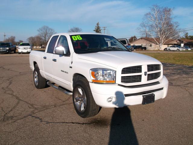 Dodge Ram 1500 2006 photo 2