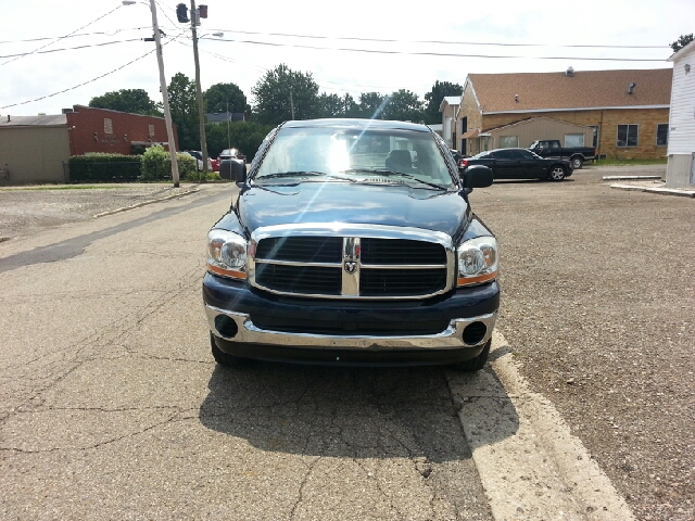 Dodge Ram 1500 2006 photo 2