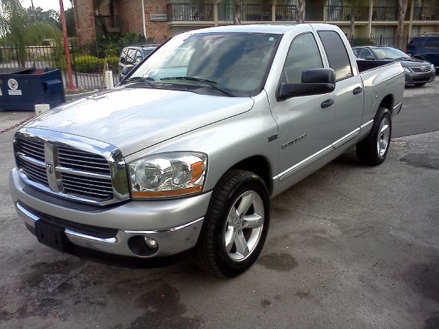 Dodge Ram 1500 2006 photo 2