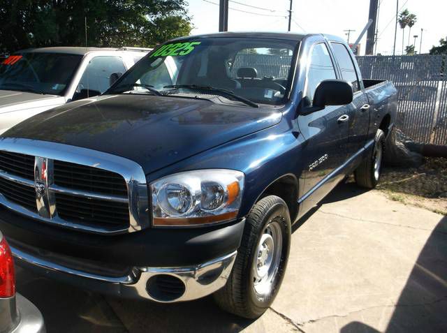 Dodge Ram 1500 2006 photo 2