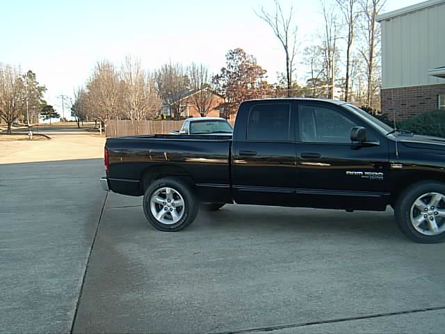 Dodge Ram 1500 2006 photo 2