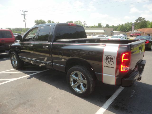 Dodge Ram 1500 2006 photo 18