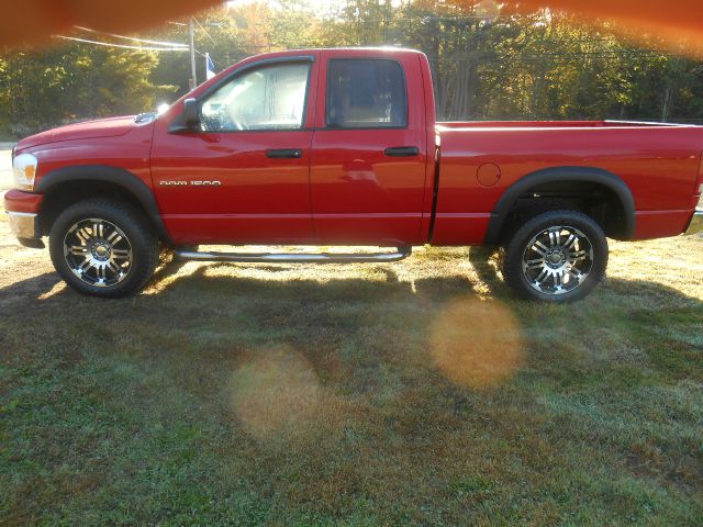 Dodge Ram 1500 2006 photo 3