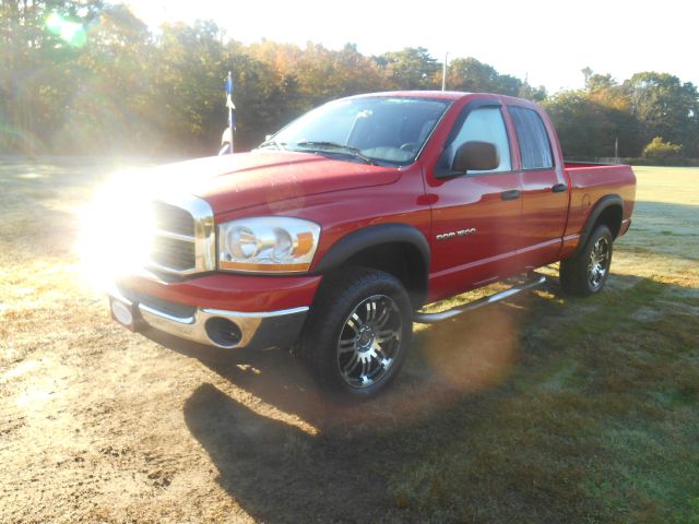 Dodge Ram 1500 2006 photo 4