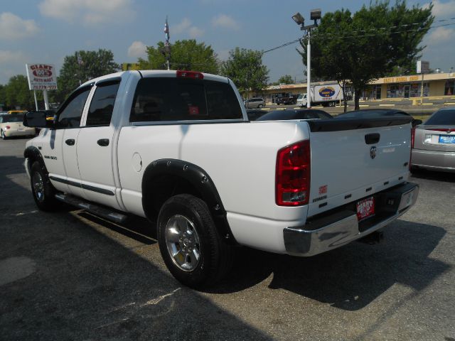 Dodge Ram 1500 2006 photo 2