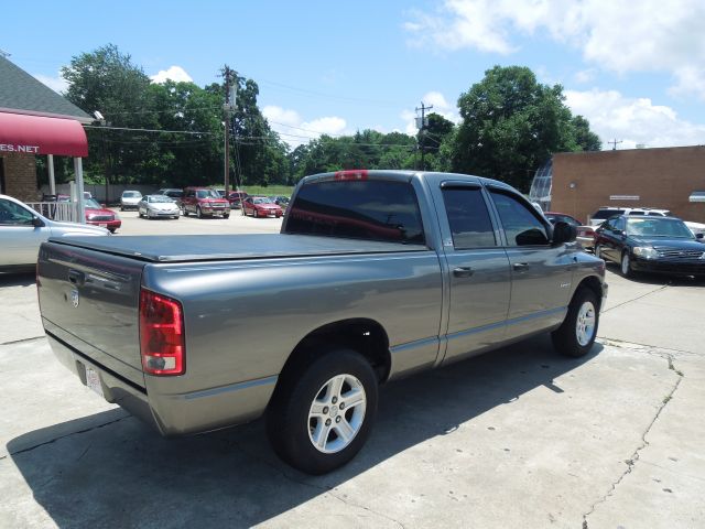 Dodge Ram 1500 2006 photo 2