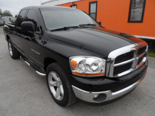 Dodge Ram 1500 2006 photo 1