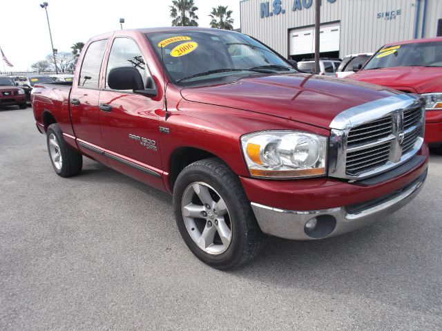 Dodge Ram 1500 2006 photo 2