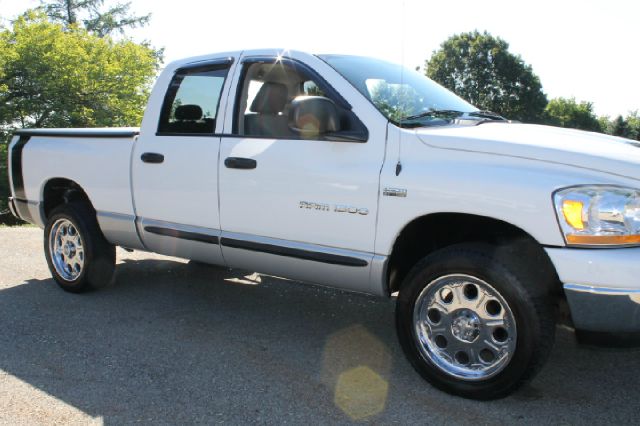 Dodge Ram 1500 2006 photo 4