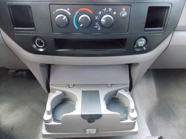 Dodge Ram 1500 2006 photo 29