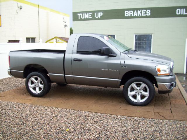 Dodge Ram 1500 2006 photo 2