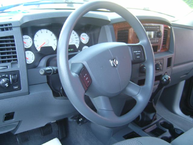 Dodge Ram 1500 2006 photo 15