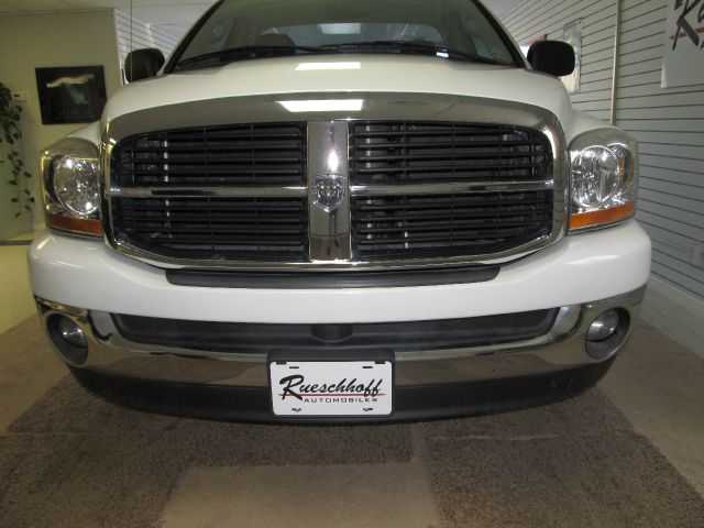 Dodge Ram 1500 2006 photo 2