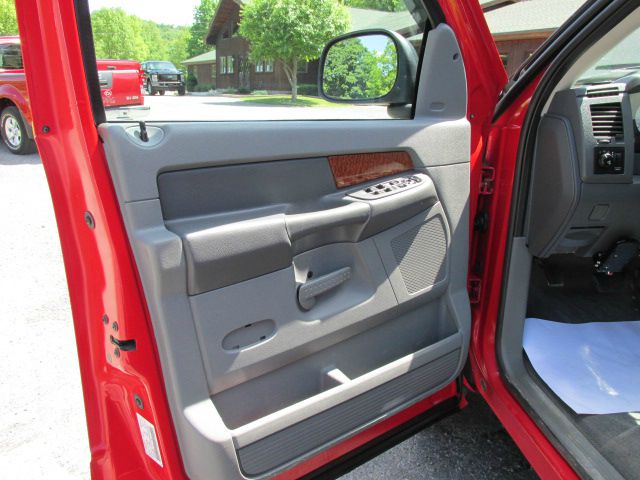 Dodge Ram 1500 2006 photo 4