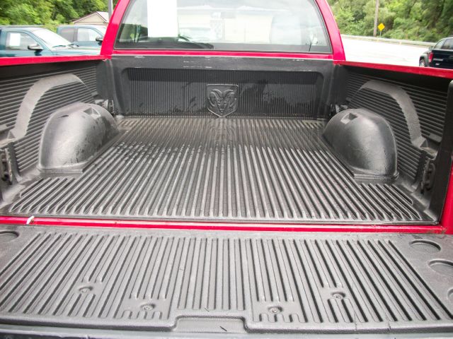 Dodge Ram 1500 2006 photo 2