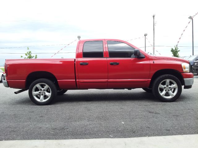 Dodge Ram 1500 2006 photo 2