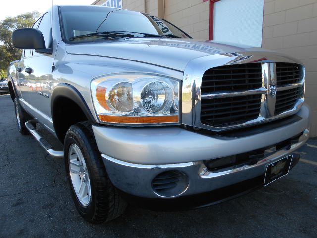 Dodge Ram 1500 2006 photo 2