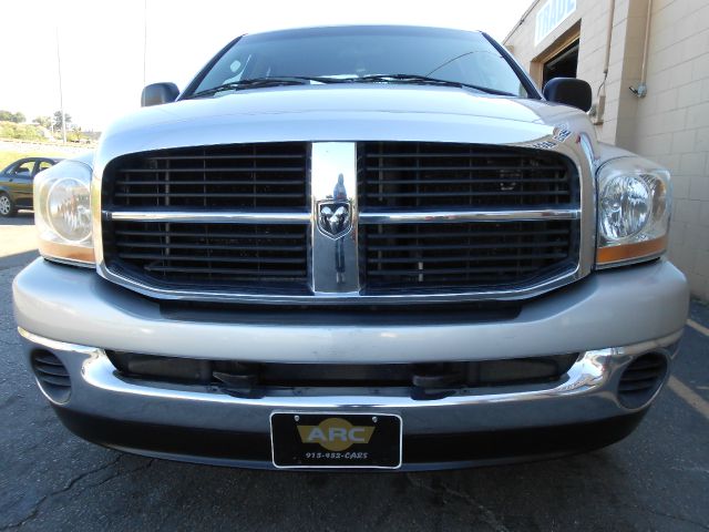 Dodge Ram 1500 2006 photo 4