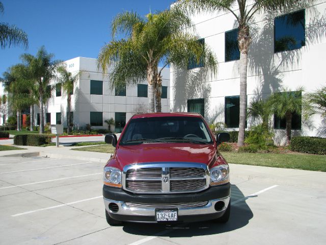 Dodge Ram 1500 Extended Cab V8 LT W/1lt Pickup Truck