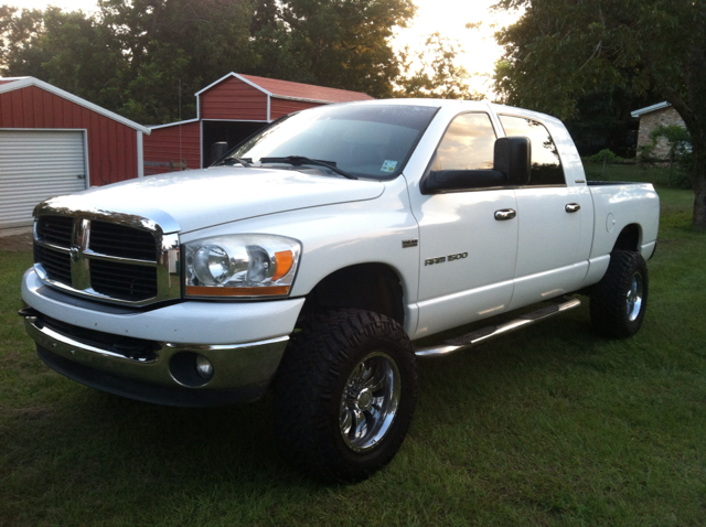 Dodge Ram 1500 2006 photo 4