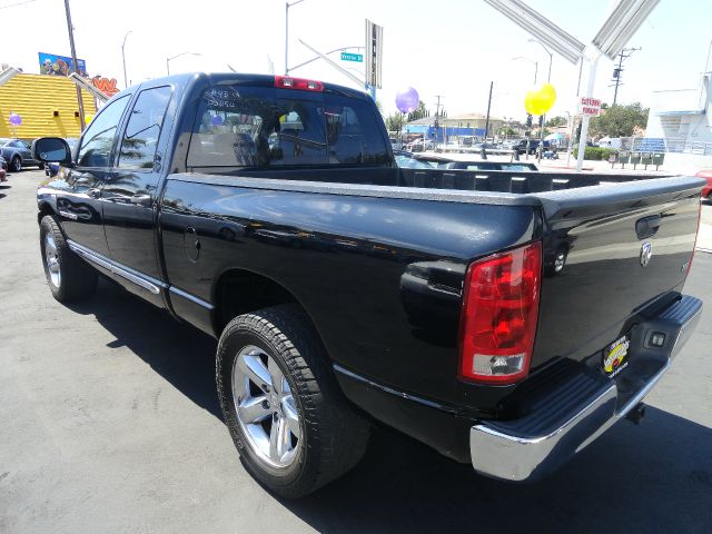 Dodge Ram 1500 2006 photo 2