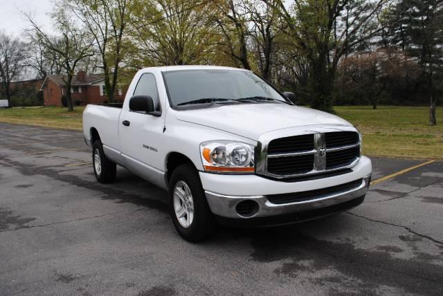 Dodge Ram 1500 2006 photo 2