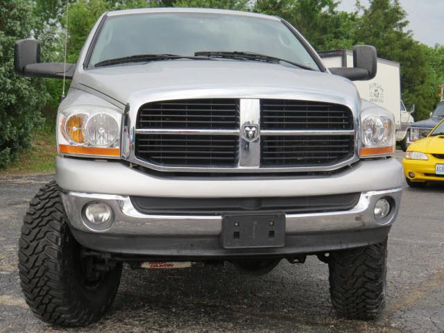 Dodge Ram 1500 2006 photo 2