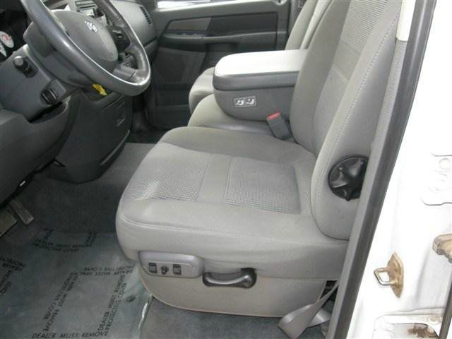 Dodge Ram 1500 2006 photo 3