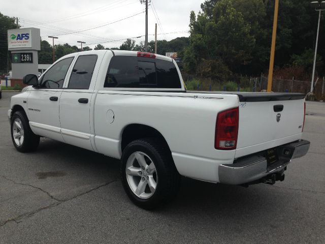 Dodge Ram 1500 2006 photo 2