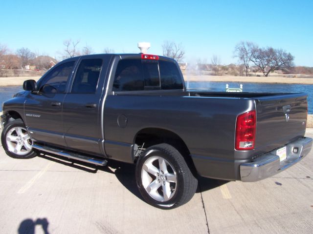 Dodge Ram 1500 2006 photo 2