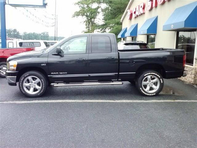 Dodge Ram 1500 Slt-4x4 Plus Pickup Truck