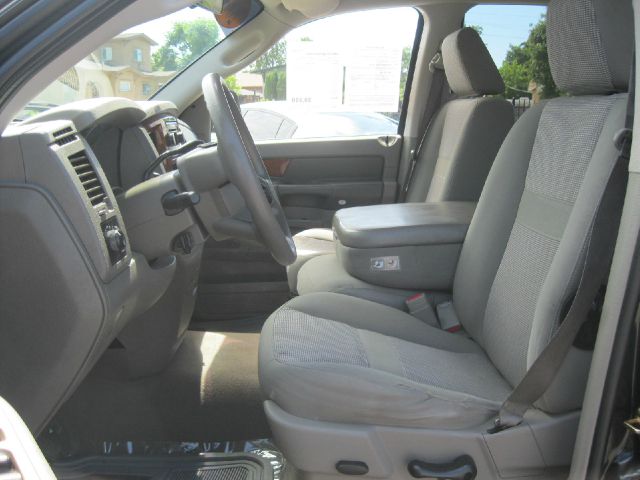 Dodge Ram 1500 2006 photo 2