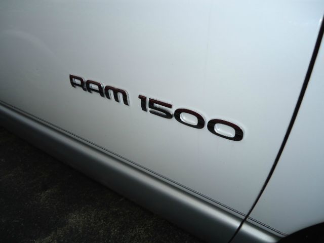 Dodge Ram 1500 2006 photo 2