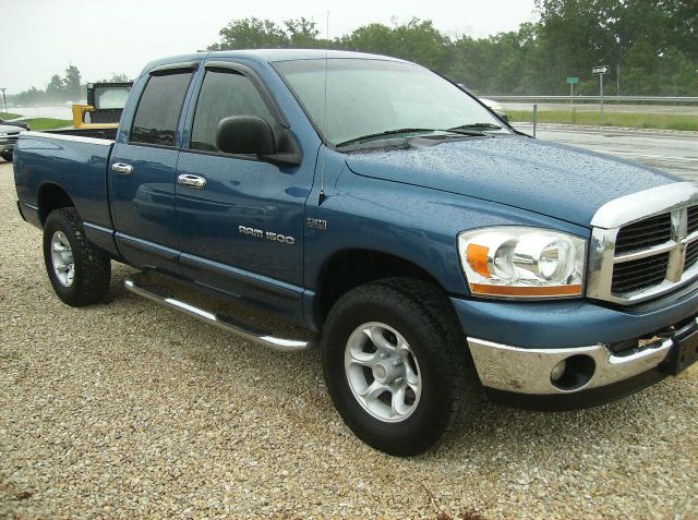 Dodge Ram 1500 2006 photo 2