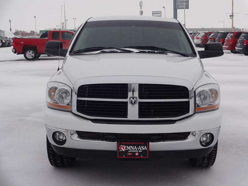 Dodge Ram 1500 2006 photo 3