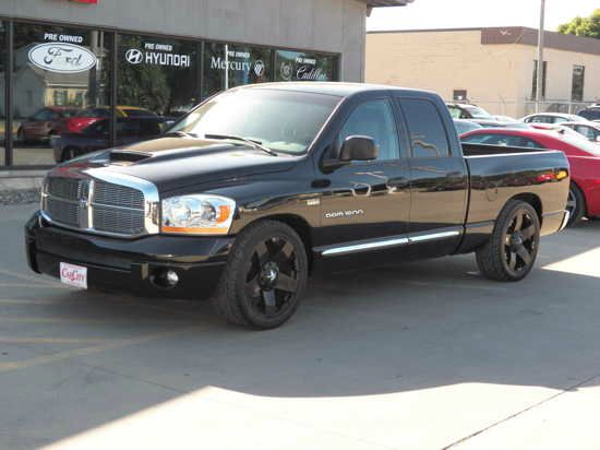 Dodge Ram 1500 2006 photo 2