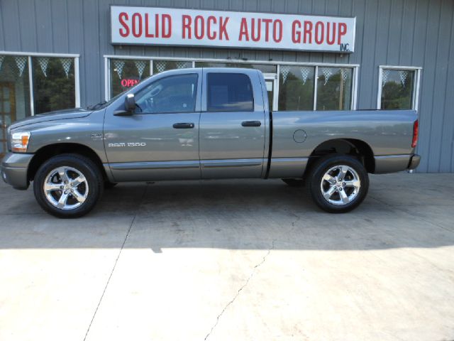 Dodge Ram 1500 2006 photo 2