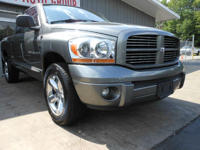 Dodge Ram 1500 2006 photo 3