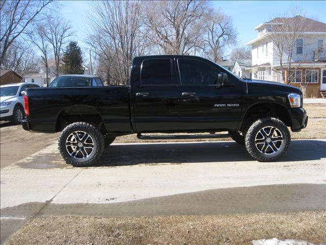 Dodge Ram 1500 2006 photo 3