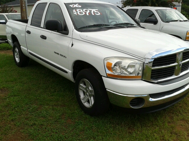 Dodge Ram 1500 2006 photo 4