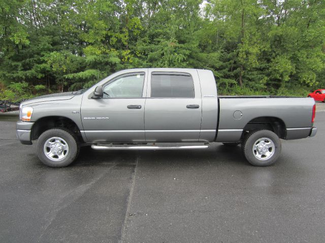 Dodge Ram 1500 2006 photo 3