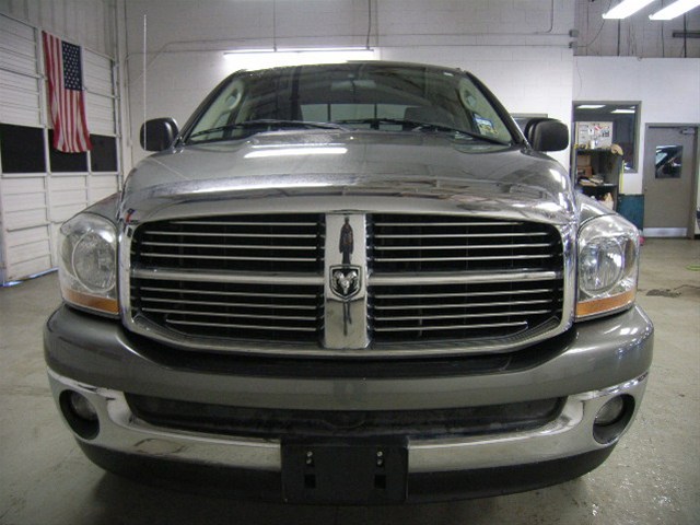 Dodge Ram 1500 3500 SLT Crew LB Dually DSL Unspecified