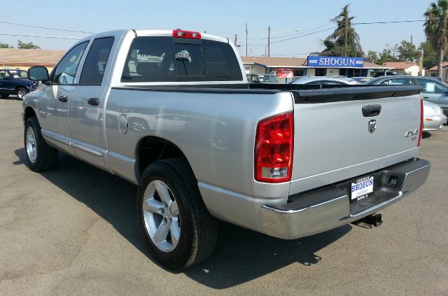 Dodge Ram 1500 2006 photo 2