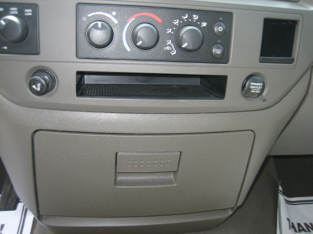 Dodge Ram 1500 2007 photo 9