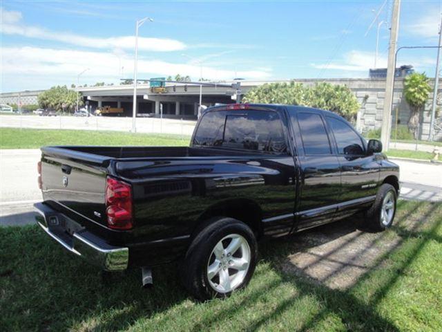 Dodge Ram 1500 2007 photo 2