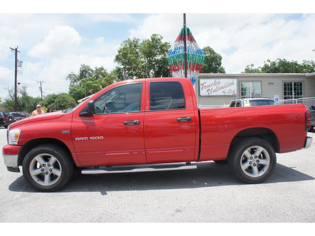 Dodge Ram 1500 2007 photo 2