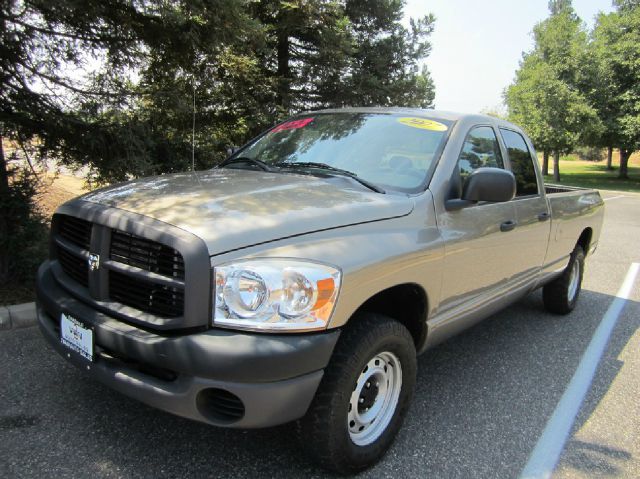 Dodge Ram 1500 EX W/ Leather And DVD Pickup Truck