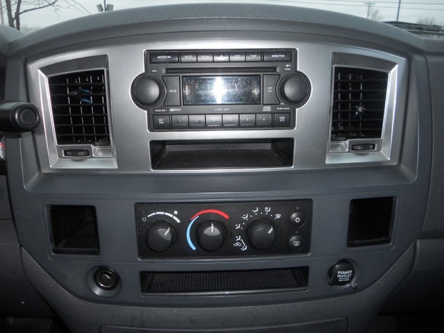 Dodge Ram 1500 2007 photo 4